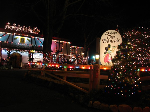 L’Auberge Chez François Lights Up for the Holidays