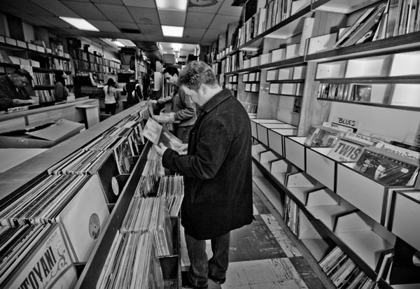 virkningsfuldhed Rådgiver kuffert The Blogger Beat: The Vinyl District - Washingtonian