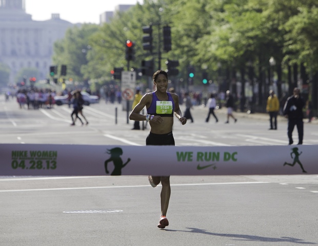 Q&A With Nike Women's Half Marathon Winner and Local Runner Samia Akbar -  Washingtonian