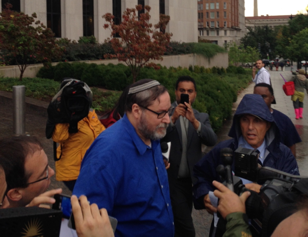 Rabbi Allegedly Filmed Six Women in Synagogue Changing Room, Prosecutors Say