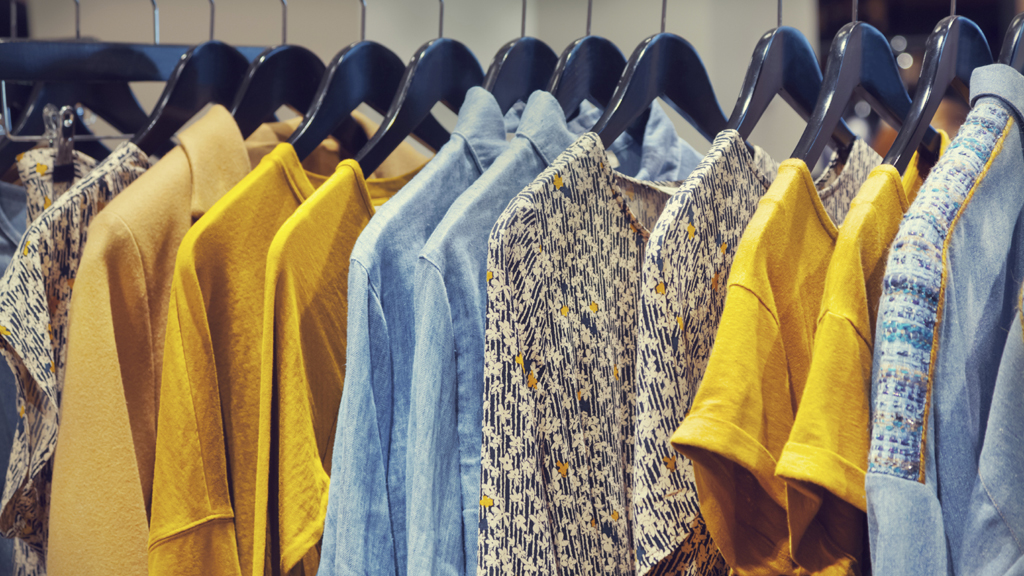 There’s a Huge, Free Warehouse Sale Happening in Alexandria This Weekend