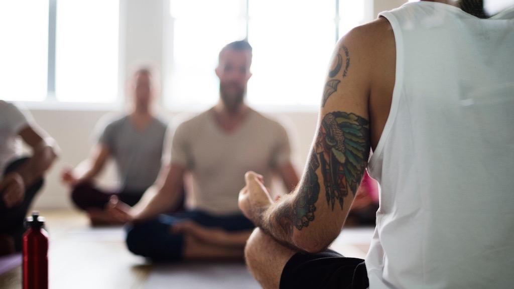 Men’s Yoga Community Wants to Create a Safe Space For Men to Practice Yoga