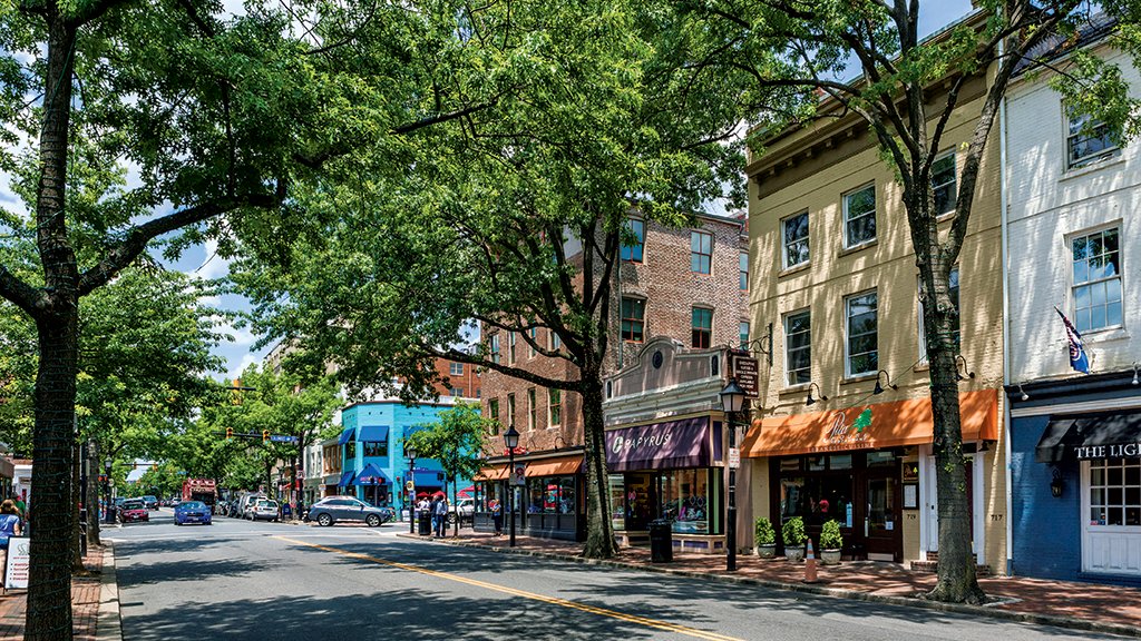 Neighborhood Guide: How to Spend a Day in Alexandria