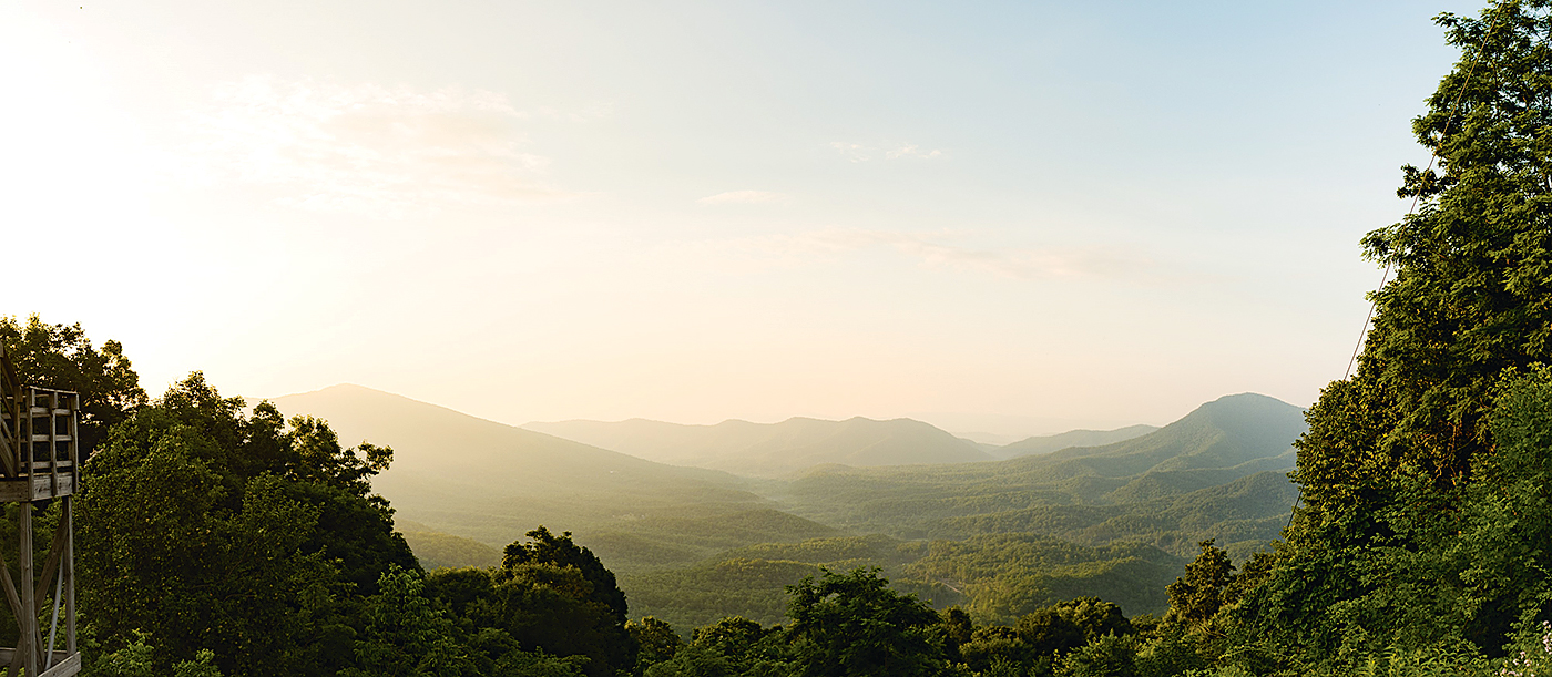 SN4 - Washingtonian Get Appalachian Mountain views at Eupepsia Wellness Center. Photograph courtesy of Eupepsia Wellness Center.