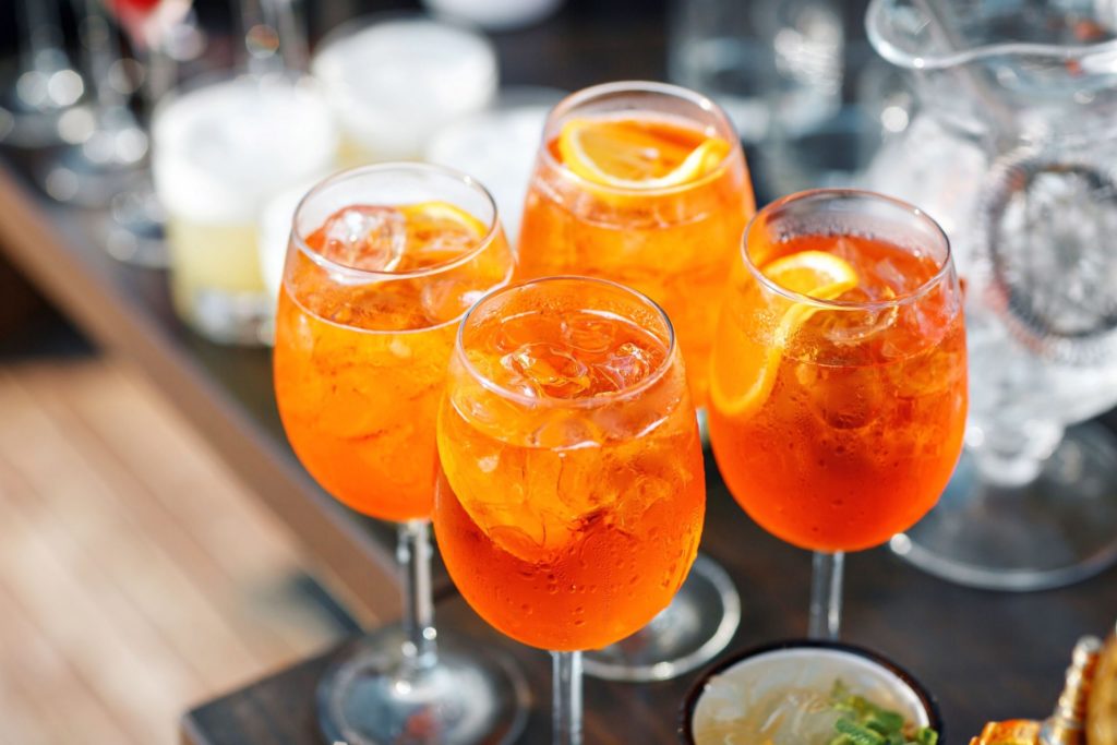 Aperol spritz фото