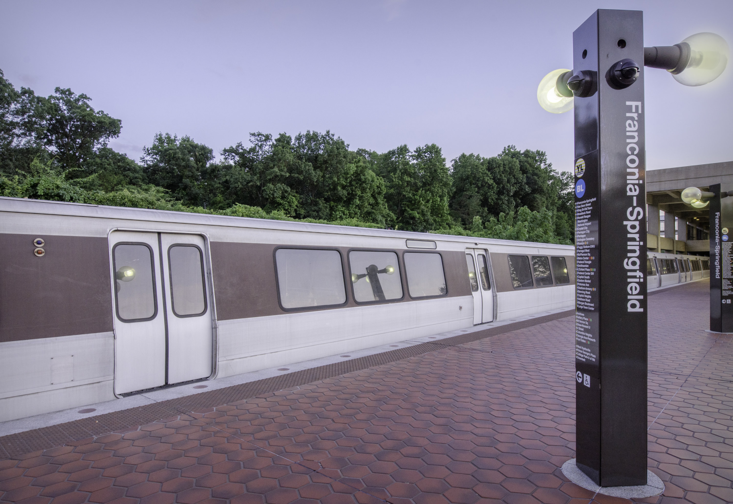 Metro Train - Washingtonian