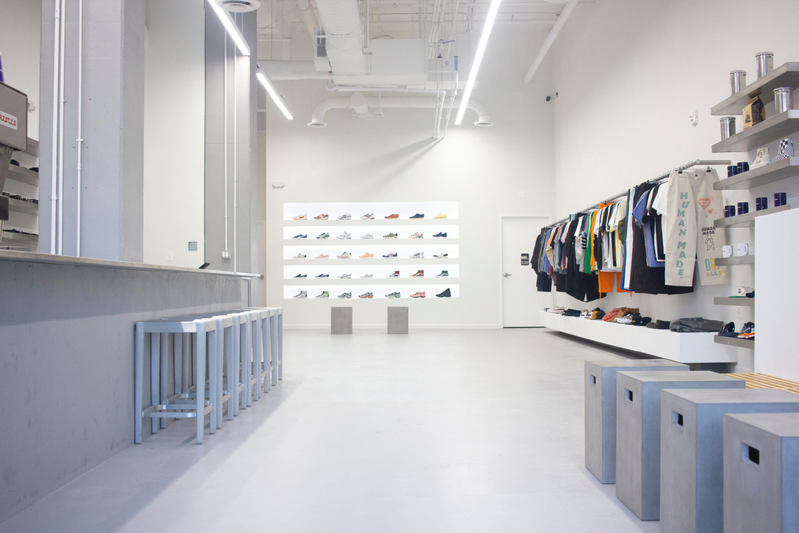 Tentakel Meditatief Presentator The Locals Behind Navy Yard's New Streetwear Shop Want to Redefine Men's  Fashion in DC