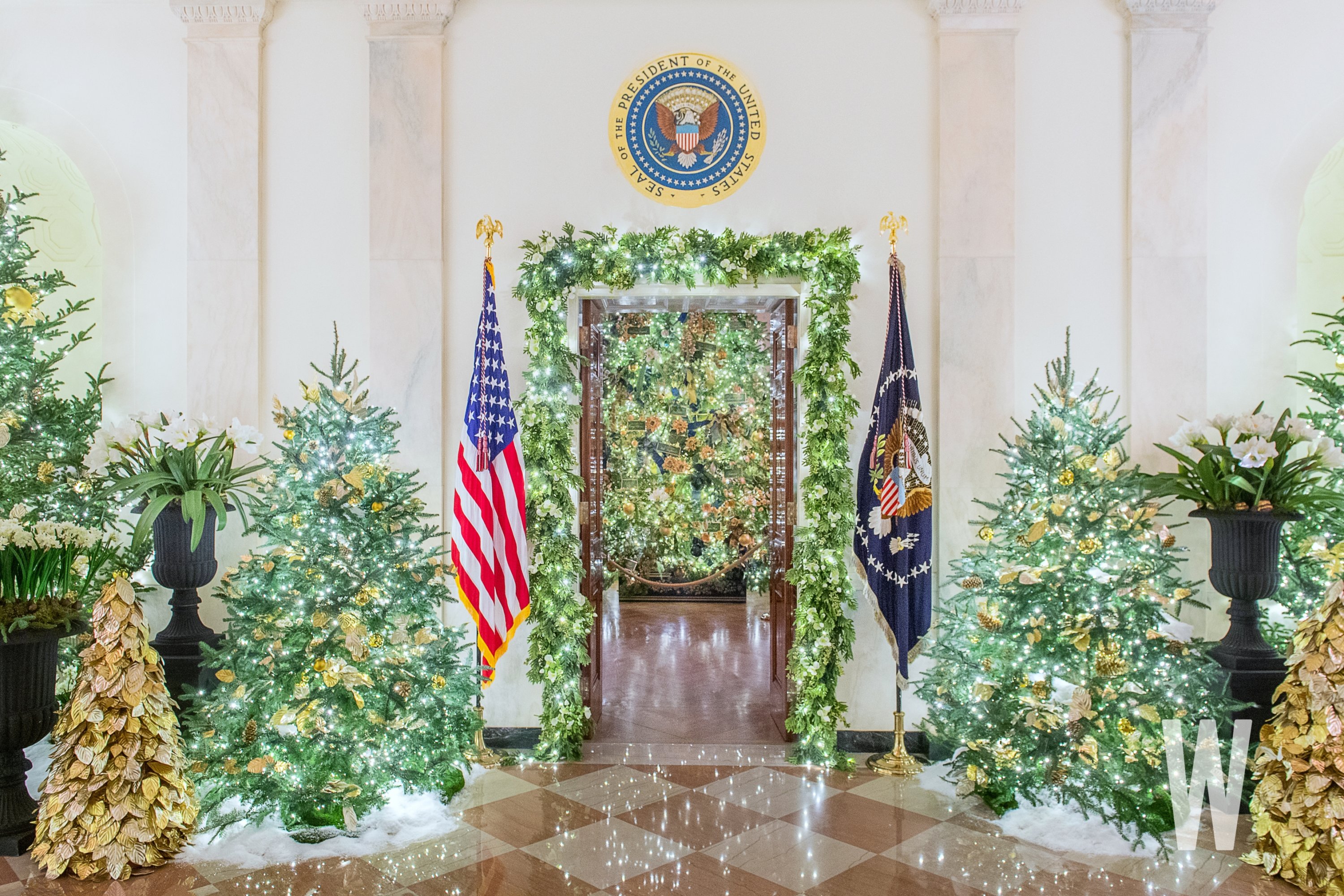 The 2019 White House Christmas Decorations Are Up, but I Really Just Miss  the Blood Trees - Washingtonian