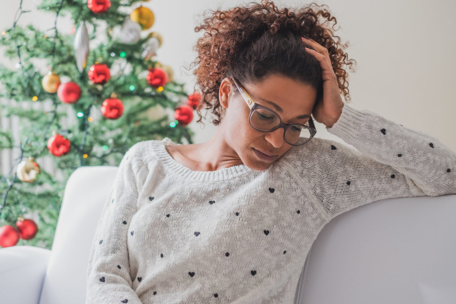 How to Cope This Holiday Season If Quarantine Means You Can’t Be With Loved Ones