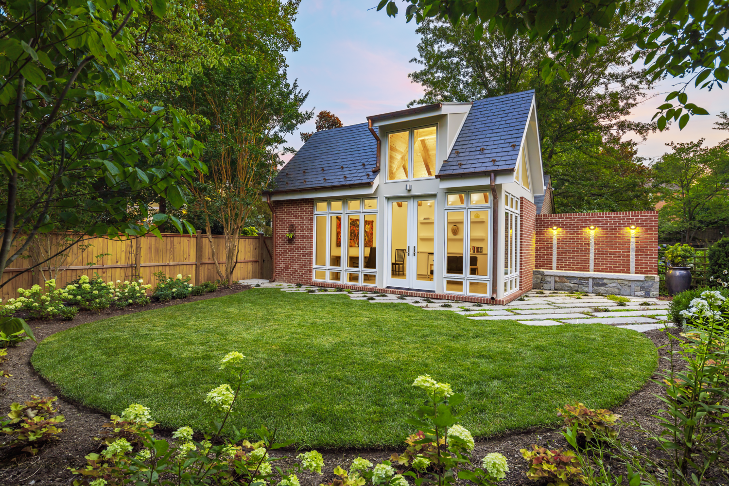 Look: Four Gorgeous Backyard Retreats Created From Detached Garages