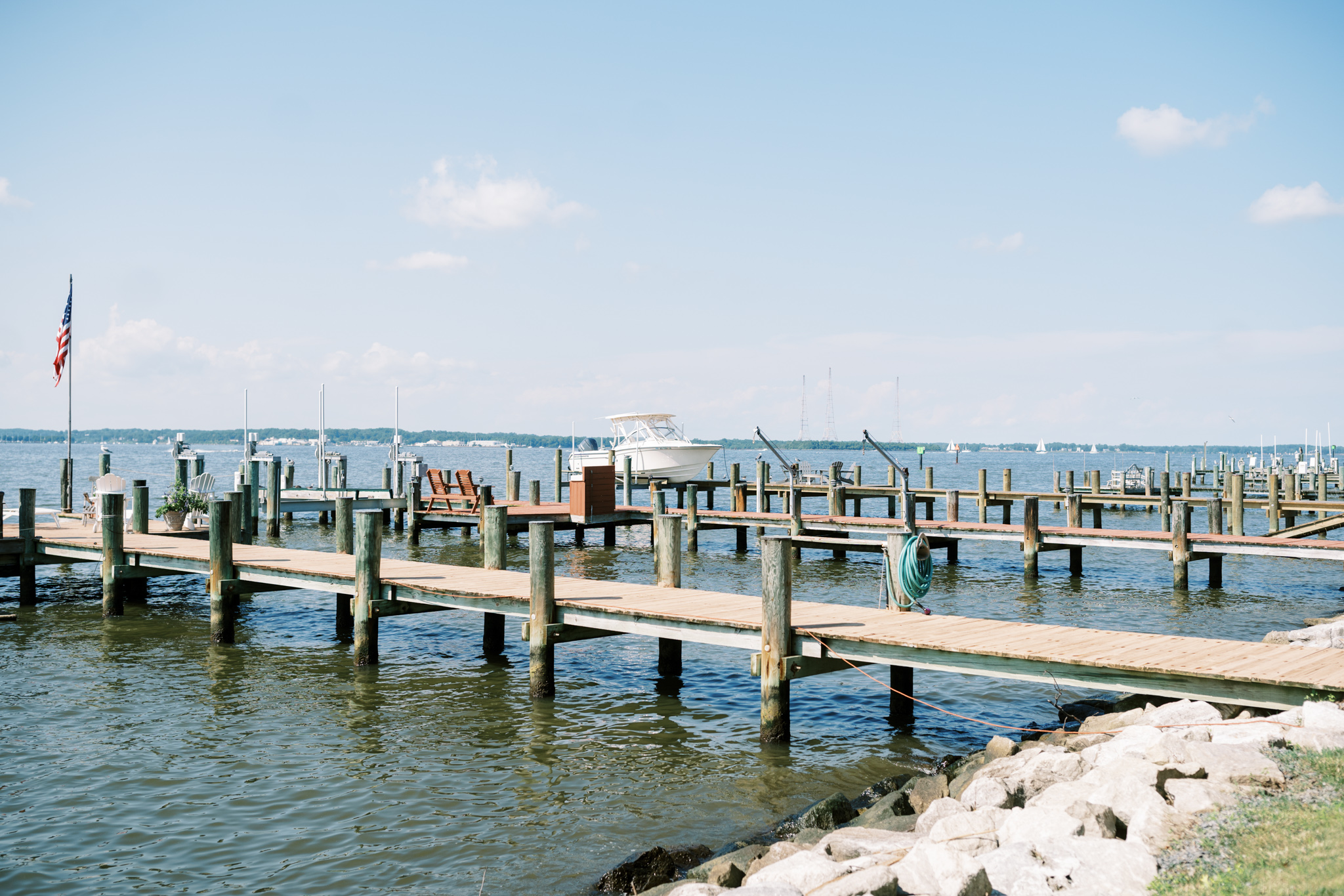 Gray_Joiner_e. losinio photography_annapolis-maryland-waterfront-elopement-1 - Washingtonian
