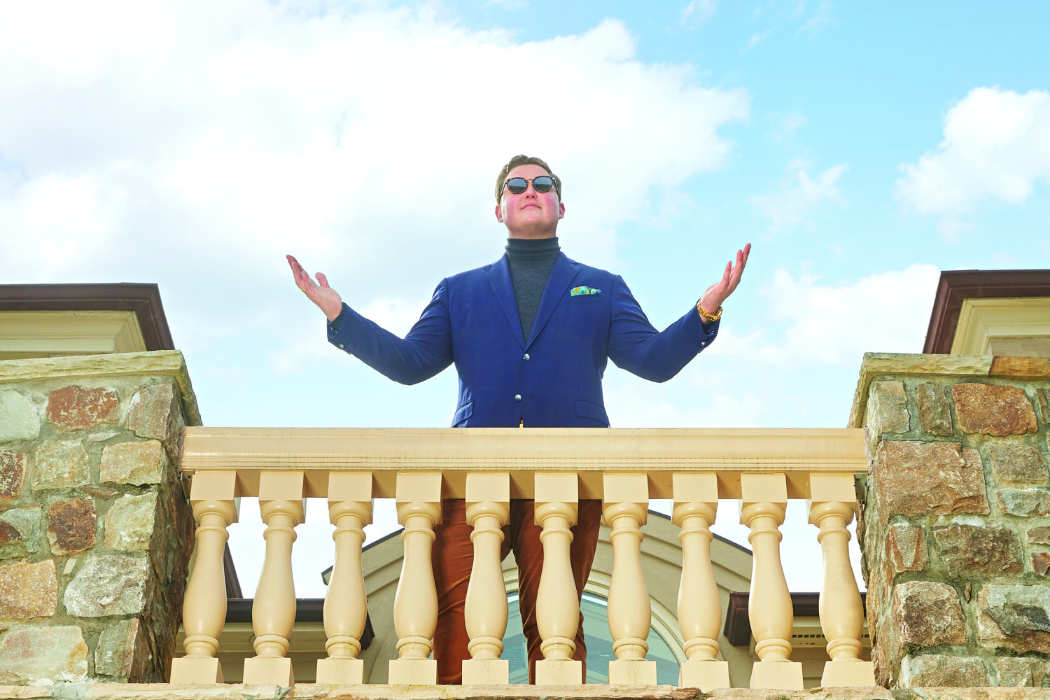 This DC Real-Estate Agent Is Like the Hugh Hefner of Mansion Porn