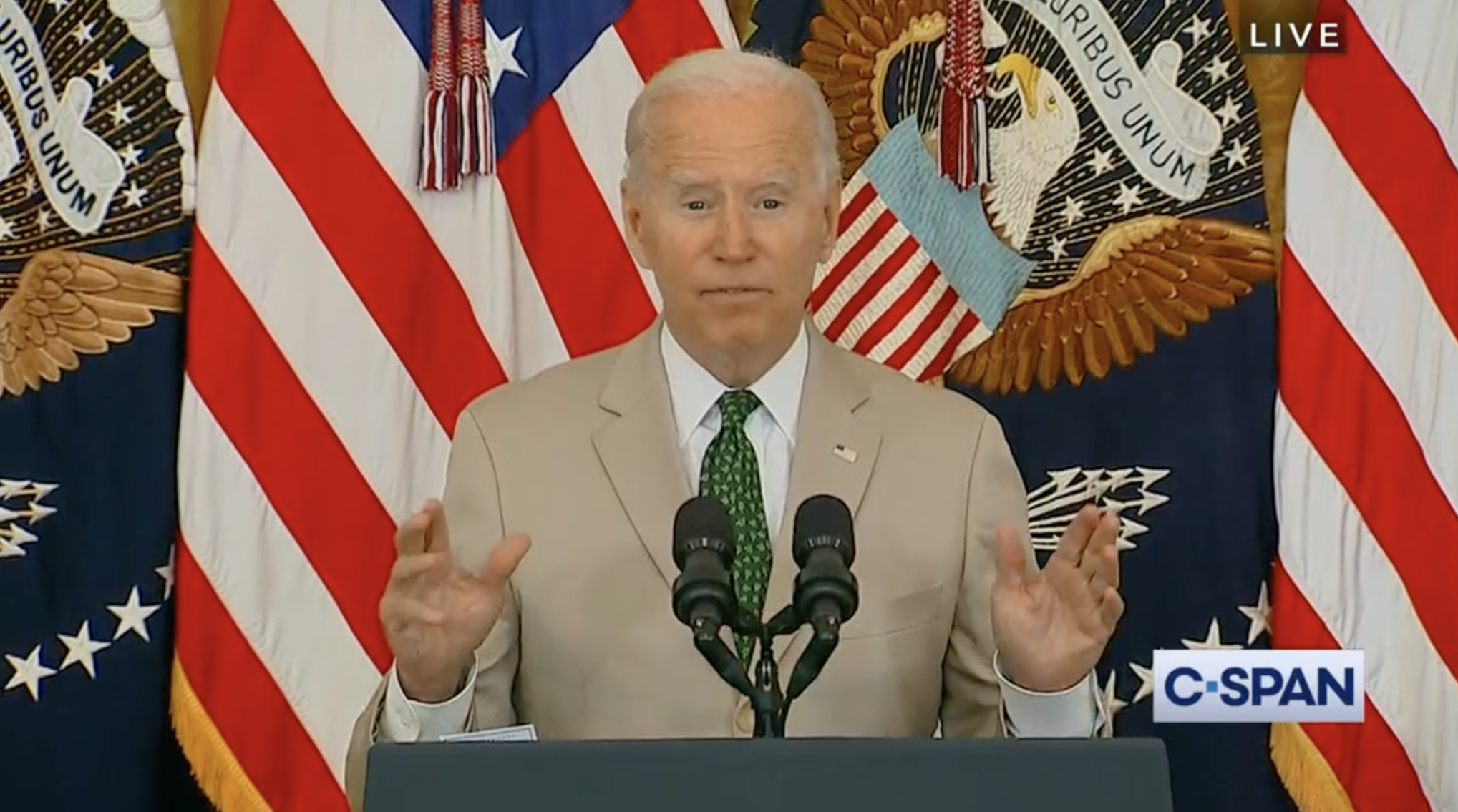 Joe Biden Wore a Tan Suit and Twitter Is Going Crazy | Washingtonian