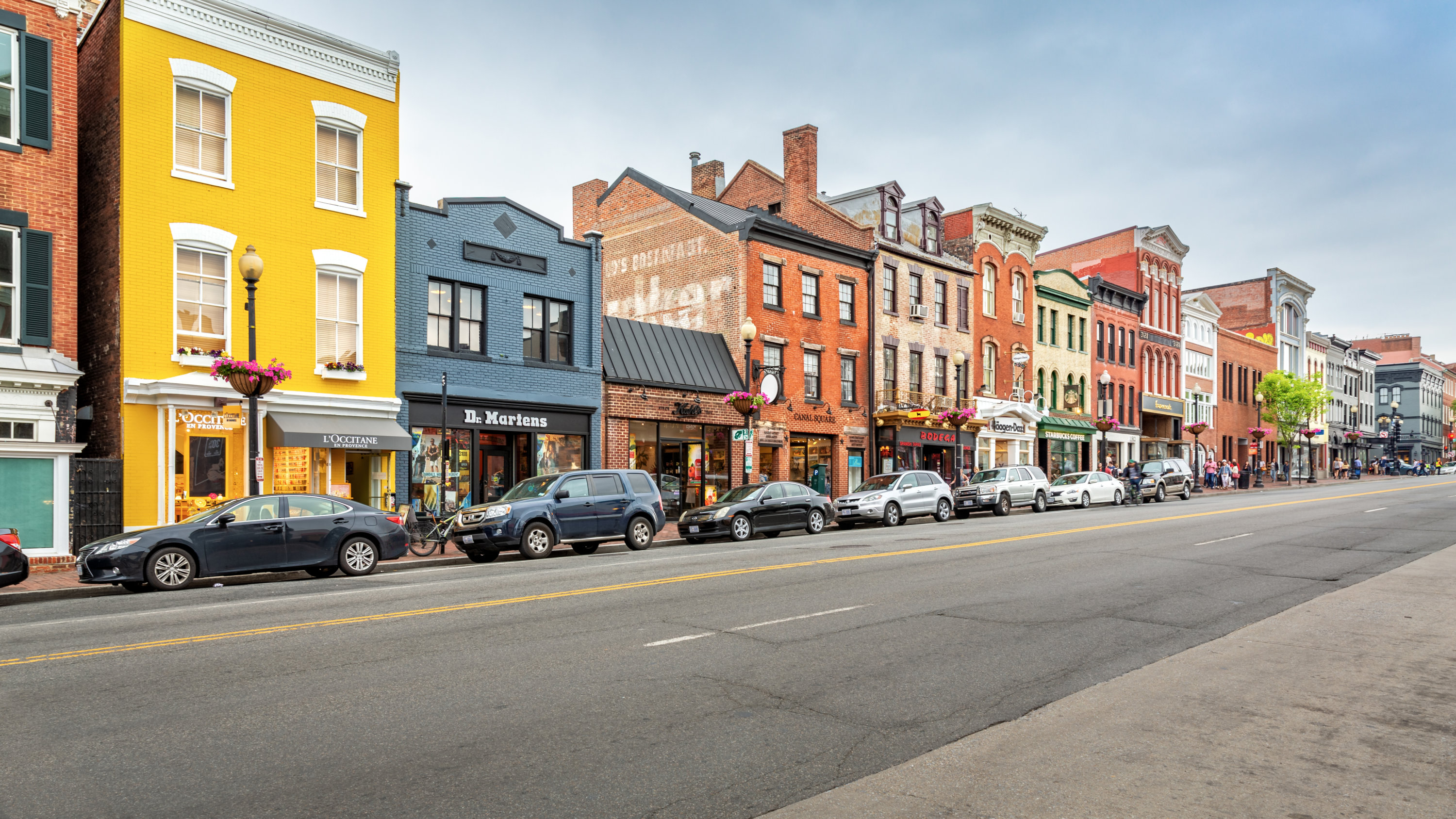 Georgetown shopping district along M Street. - Washingtonian