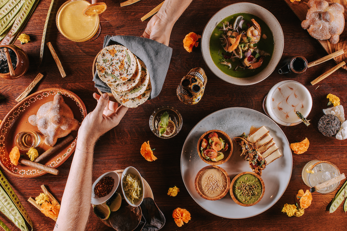 DDLM22_Tablescape 2 - Washingtonian