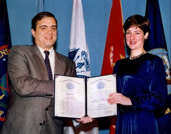 22, Ana Montes gets award from CIA Director Tenet - Washingtonian