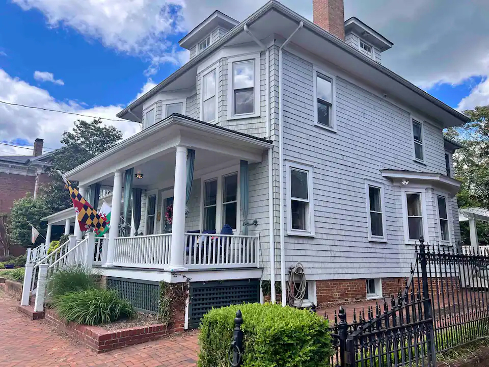 Annapolis airbnbs 2 - Washingtonian