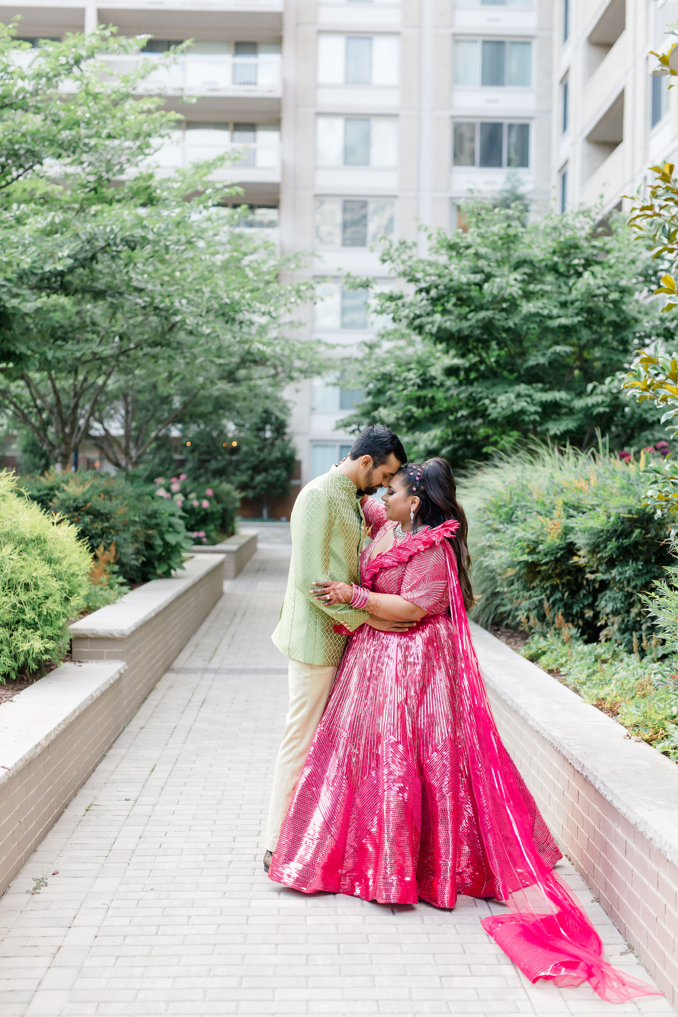 Alisha & Vivek - Washingtonian