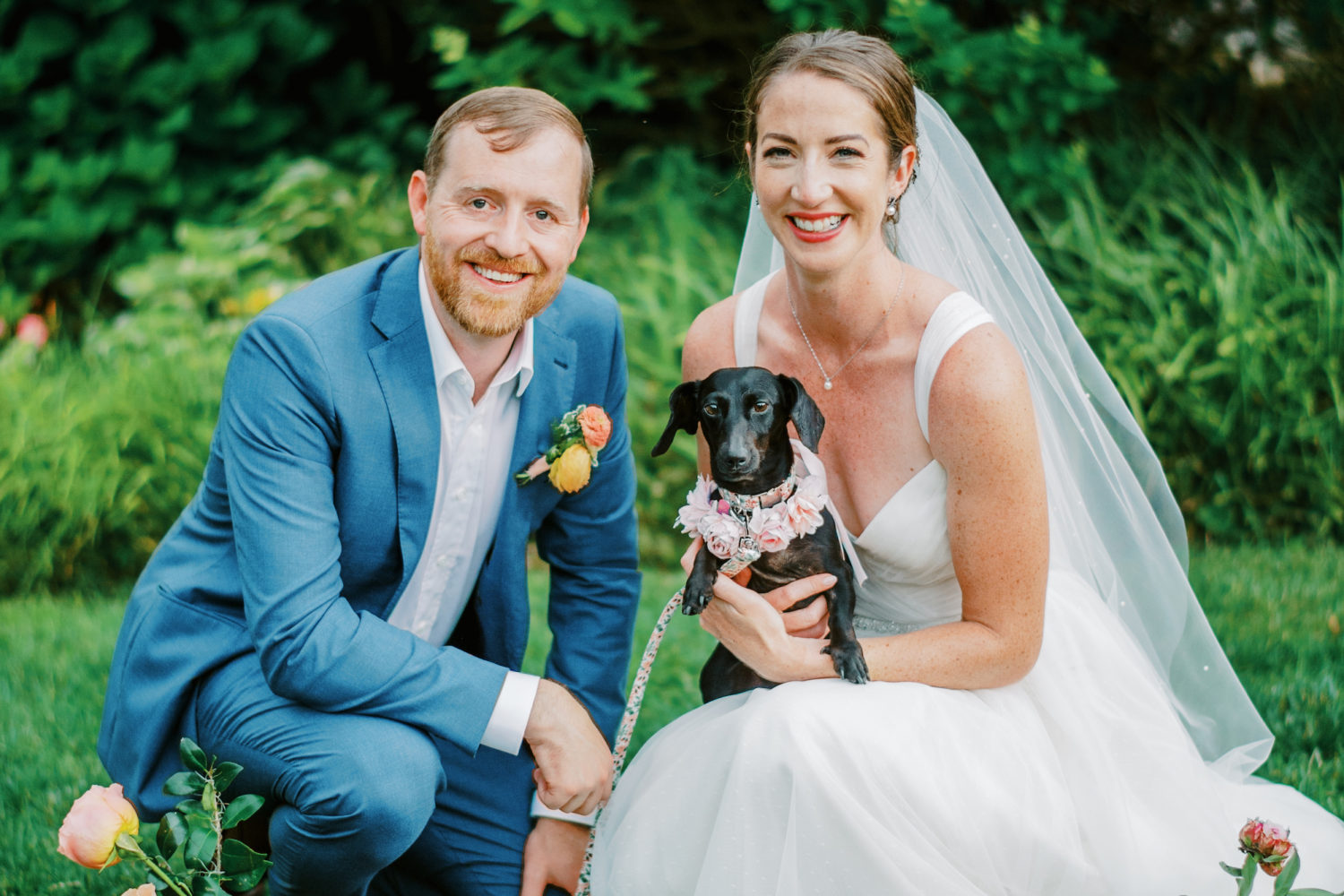 Wildflowers Inspired the Design at This Peach and Pink Garden-Party Wedding