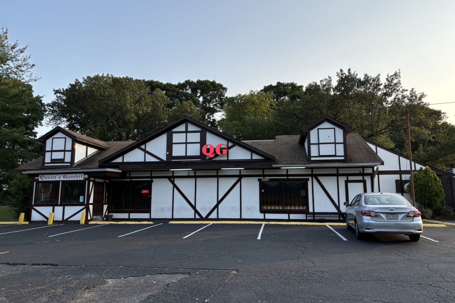 Tommy Richman’s Hit Song “Million Dollar Baby” Name-Drops a Virginia Karaoke Bar