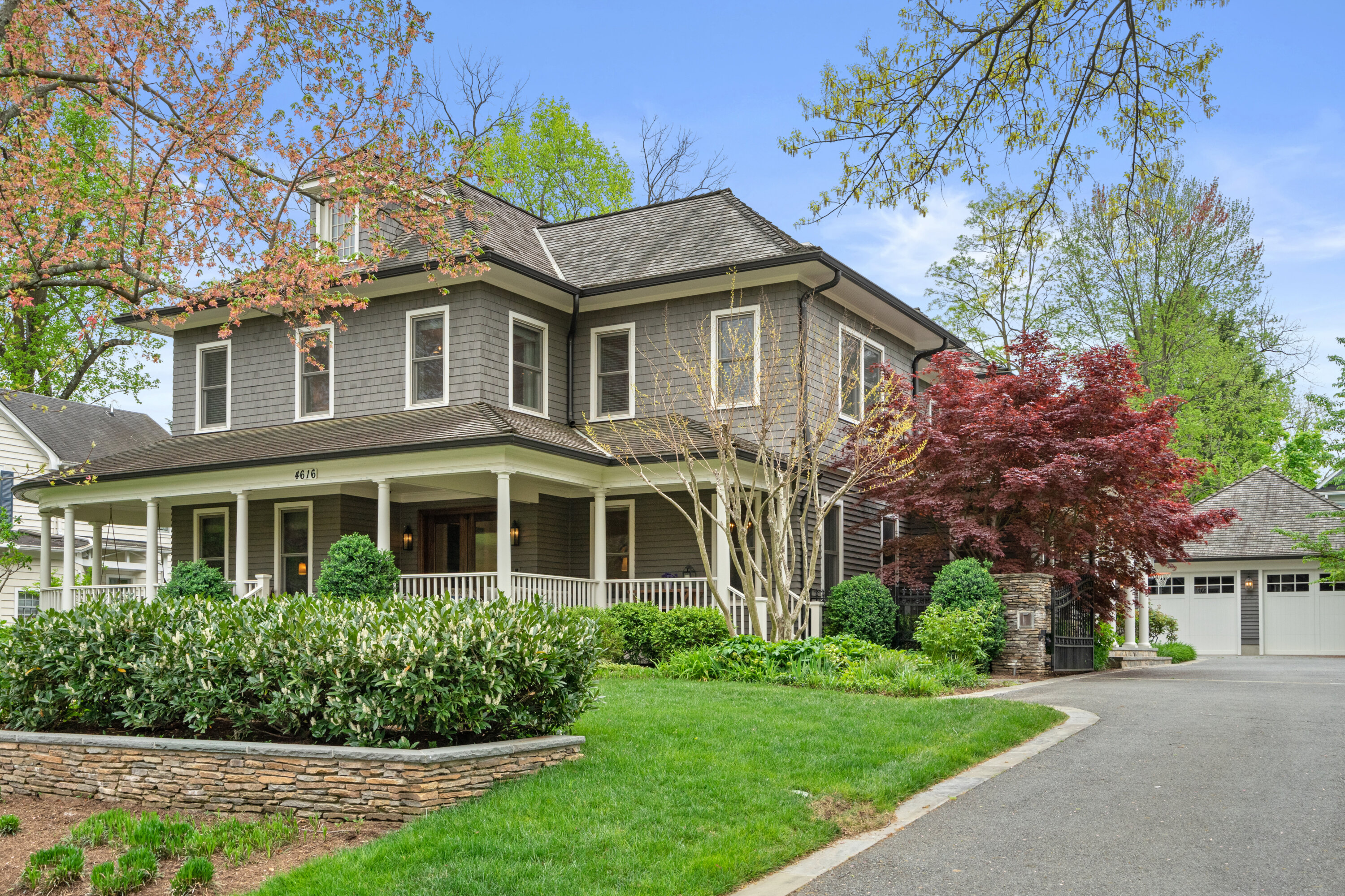 1 - 4616 Drummond - Washingtonian