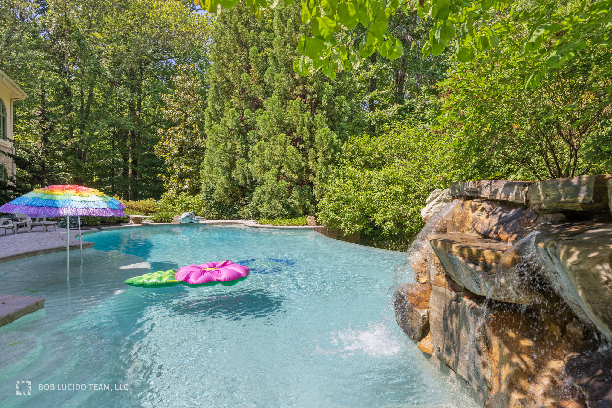 Maryvale Ct 12750 131. Main Level Patio (7) - Washingtonian