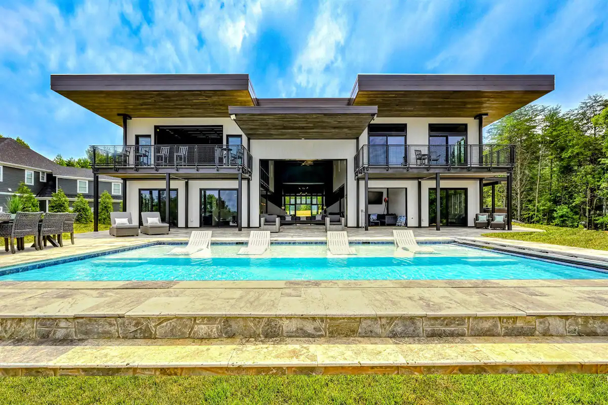 airbnbs large groups 4 - Washingtonian