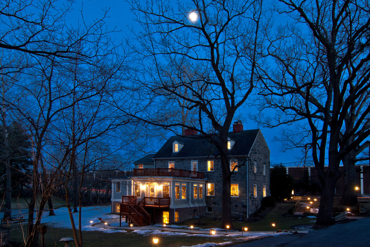 8 “Haunted” Hotels for a Spooky Getaway Near DC