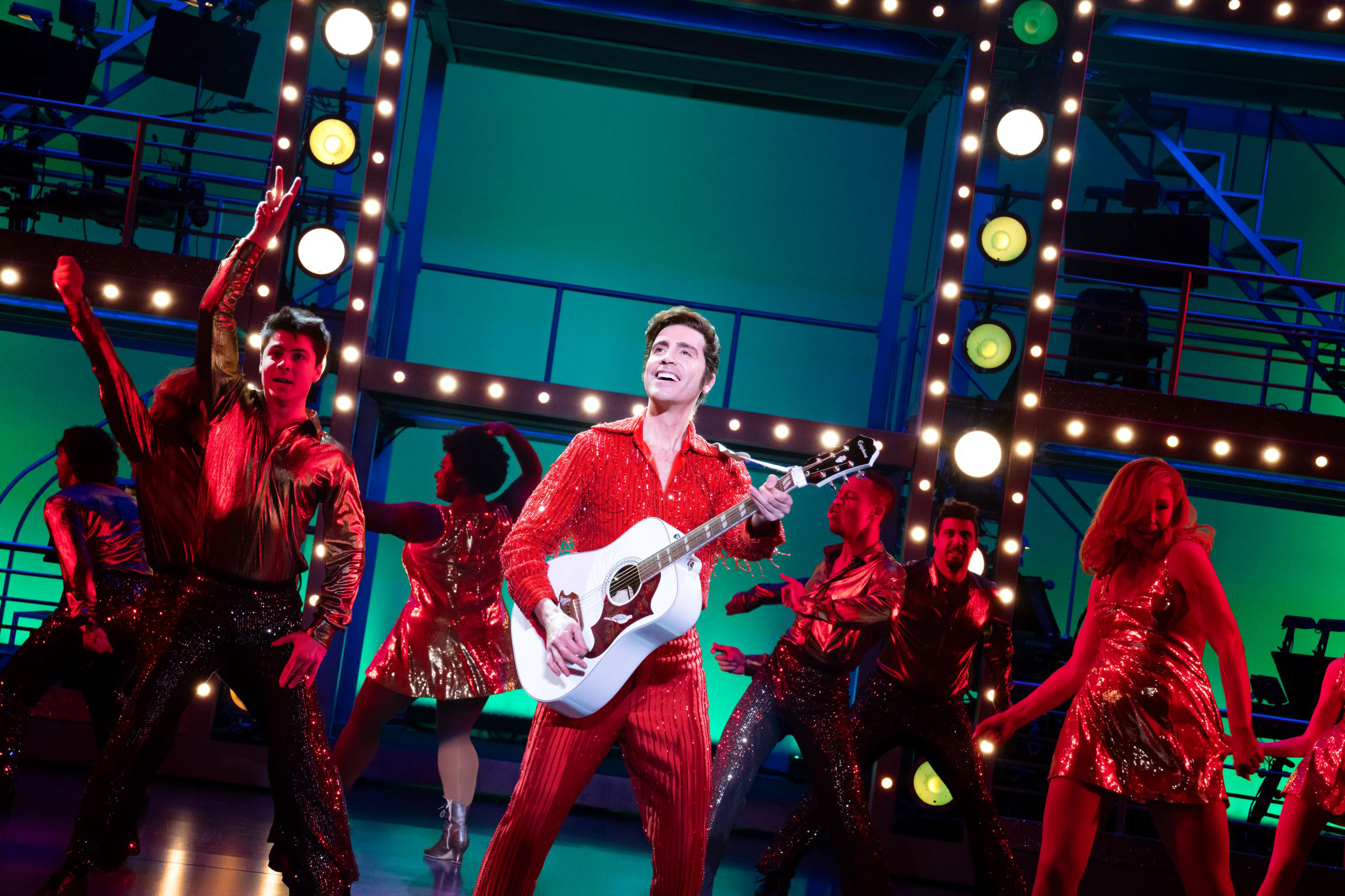 07. Nick Fradiani as ‘Neil Diamond – Then’ and The Noise in A BEAUTIFUL NOISE, THE NEIL DIAMOND MUSICAL (1) (1) - Washingtonian