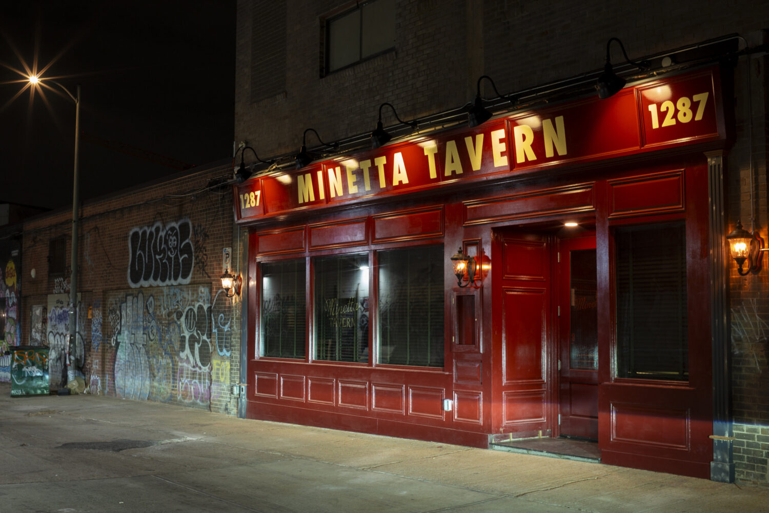 Minetta Tavern and Its Mistress-Inspired Bar Are Finally Opening in DC
