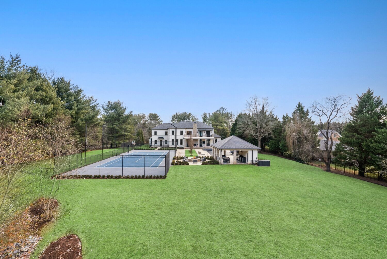 004_exterior8913hollyleaflnbethesdamd208170011_174 - Washingtonian