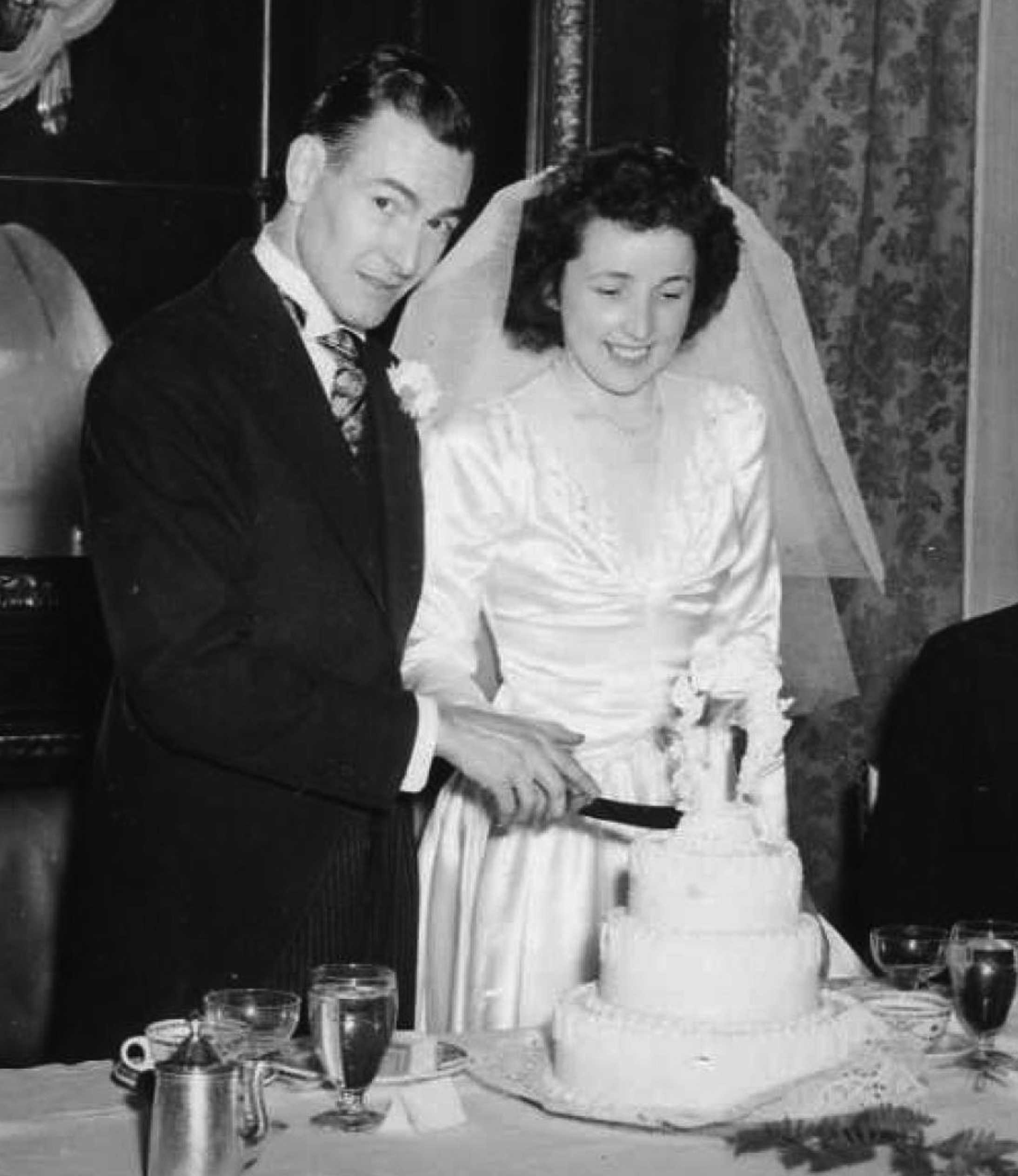 Bob-and-Dorothy-Courtney-cropped - Washingtonian