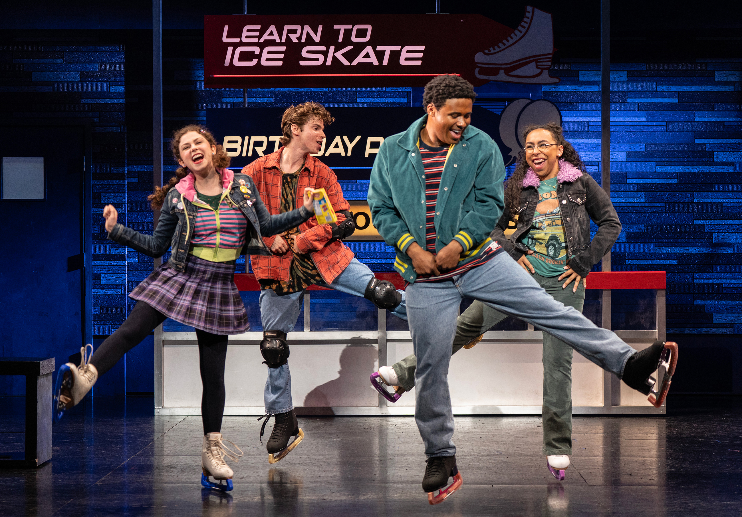 0076---Skye-Alyssa-Friedman,-Pierce-Wheeler,-Darron-Hayes-and-Grace-Capeless-in-the-National-Tour-of-KIMBERLY-AKIMBO,-photo-by-Joan-Marcus-scaled-down - Washingtonian