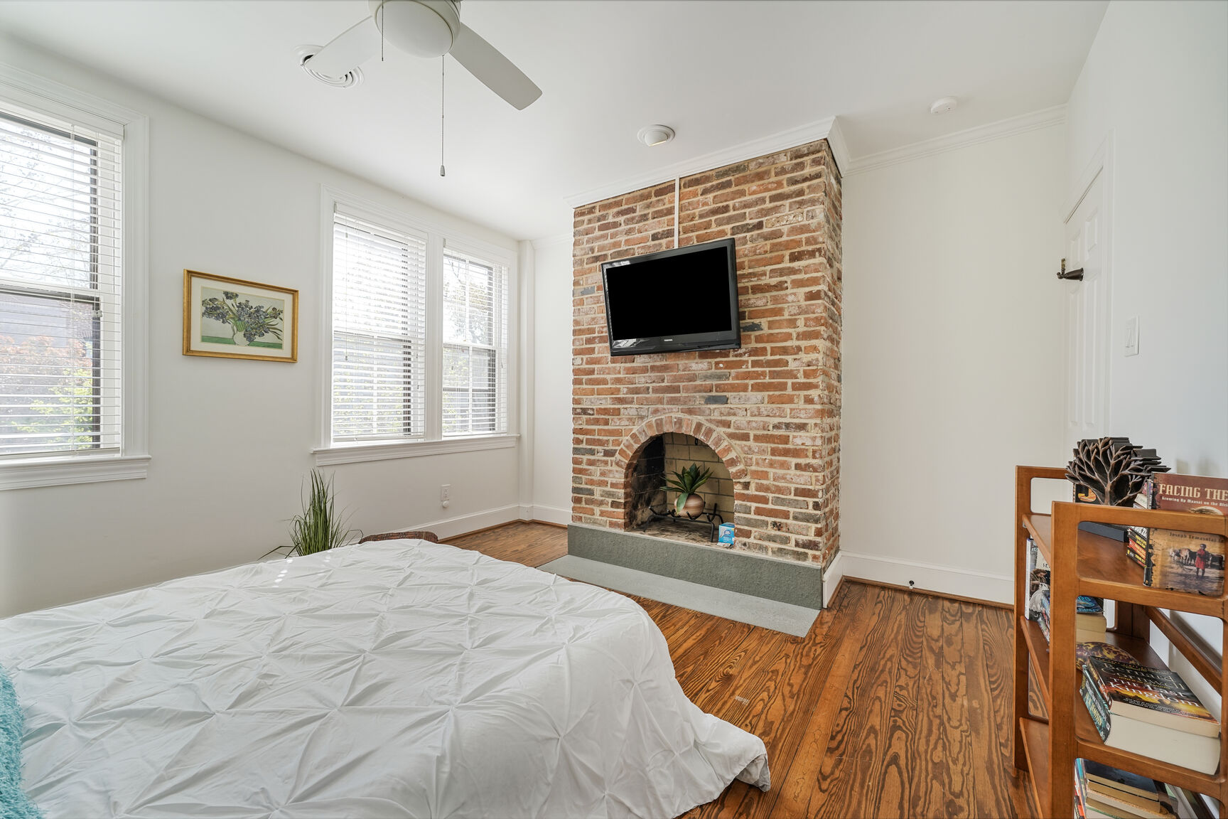 13 Bed2 - 252 10th ST NE Washington DC 20002 - Washingtonian