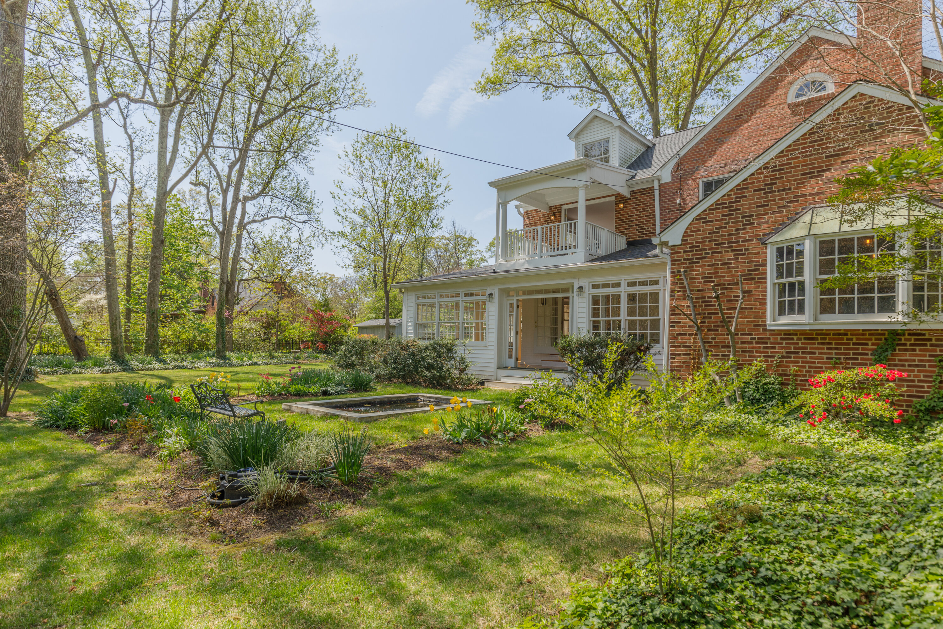 4901_Stillwell_Landscape_Avery_Boyce - Washingtonian