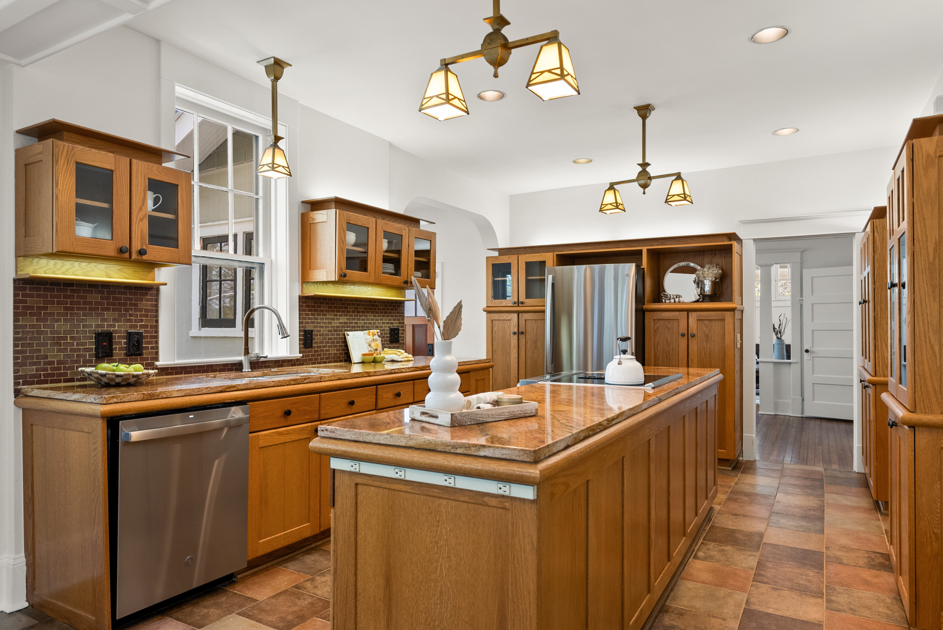 7520 Carroll Ave, Takoma Park, MD 20912 - 0026 - Washingtonian