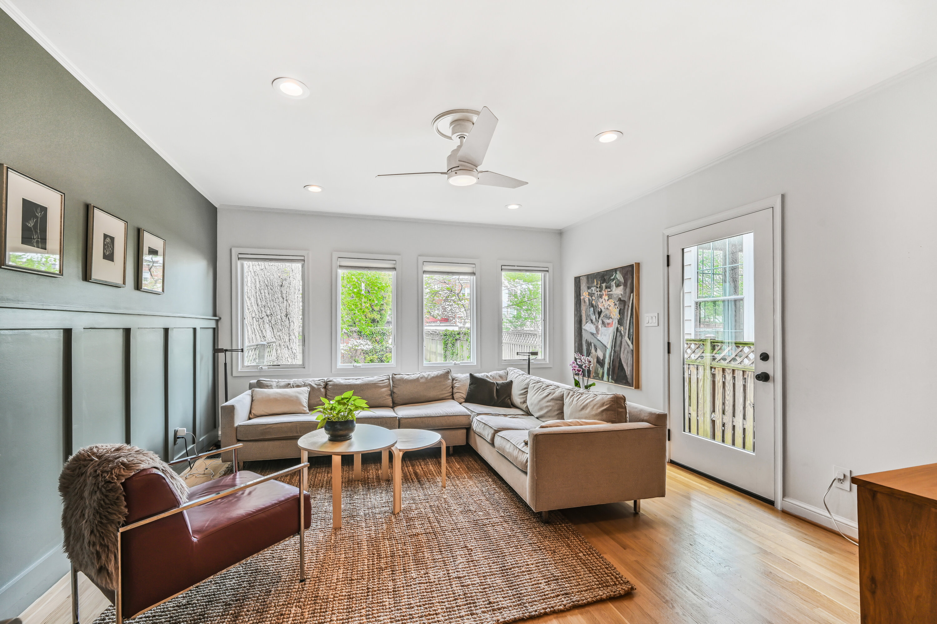 0001-0001 - Washingtonian