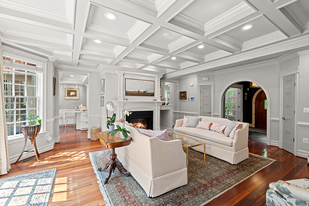 15-A7407692 - Washingtonian