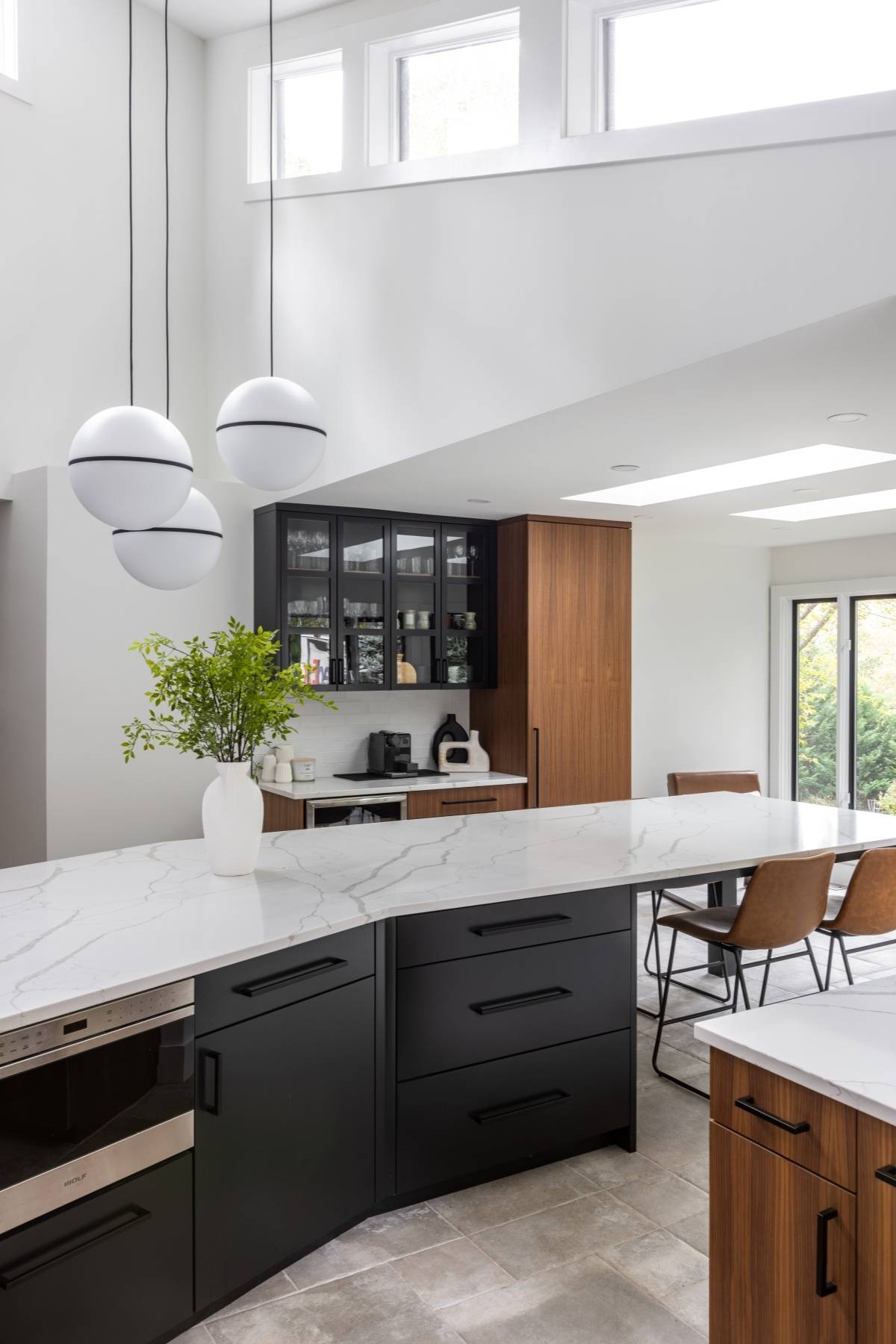 BOWA – Statement Lighting 
