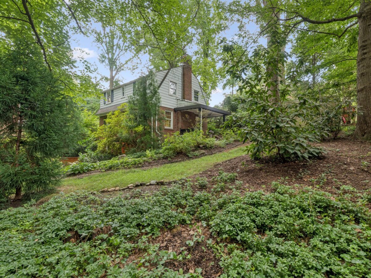 35-web-or-mls-P1723426 - Washingtonian