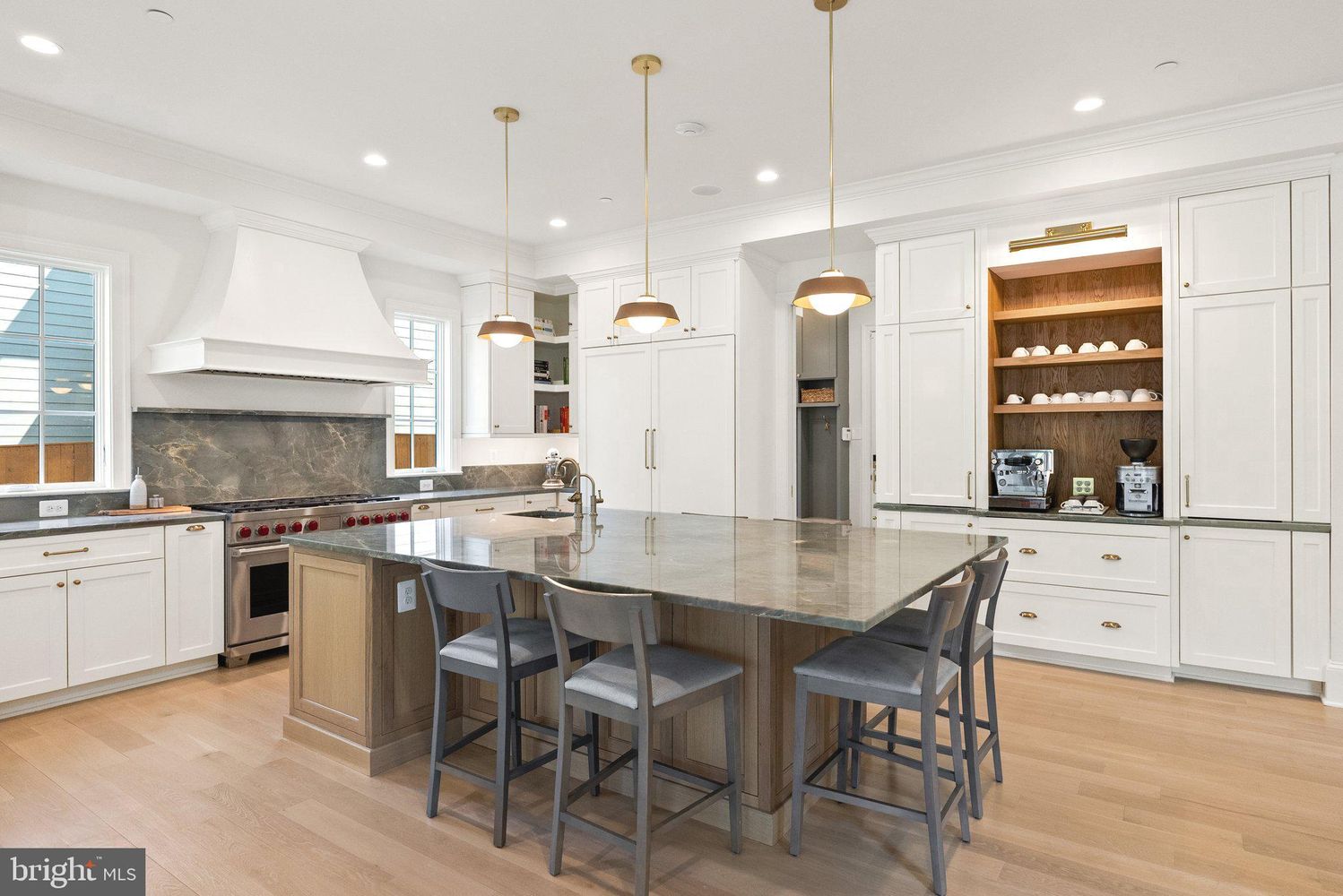 6213 Dahlonega Kitchen - Washingtonian