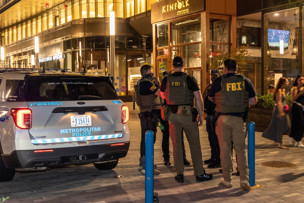 _67A2586 - Washingtonian Federal Police in DC