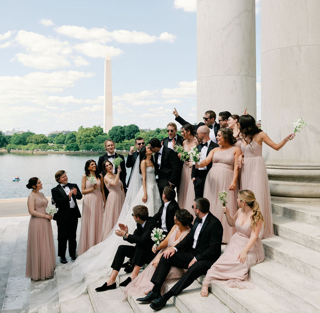 This Floral, Blush Wedding Featured an End-of-the-Night Confetti Drop