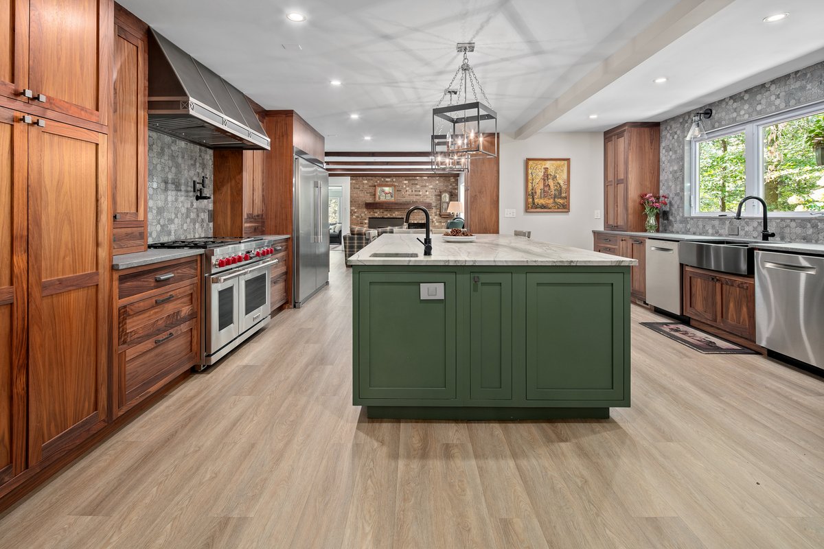 12421 Henderson Rd-23 (1) - Washingtonian