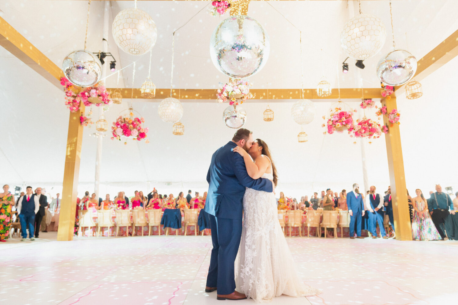 This “Sassy Southern Disco”-Themed Wedding Featured a Hot-Pink-and-Orange Color Scheme