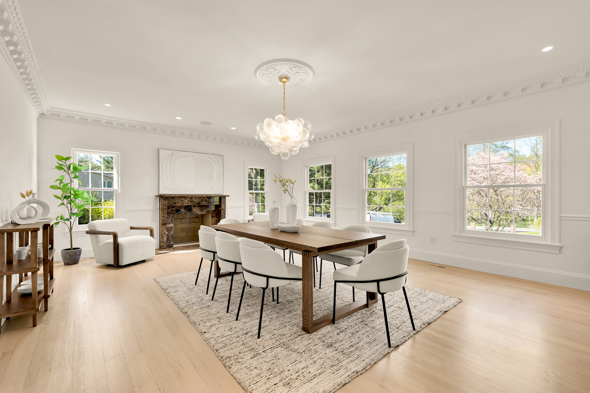 LUXE - Washingtonian