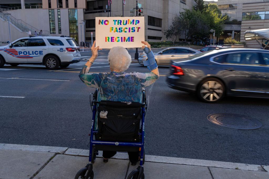 _67A1574 - Washingtonian