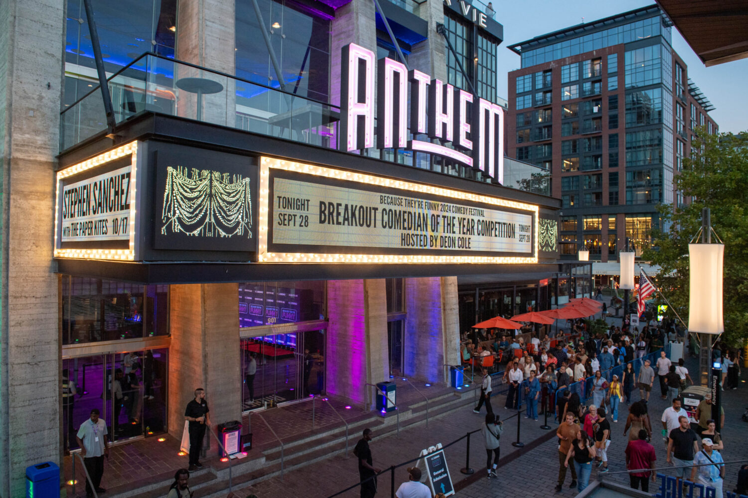 7 Hilarious Comedians to See in the DC Area This Fall