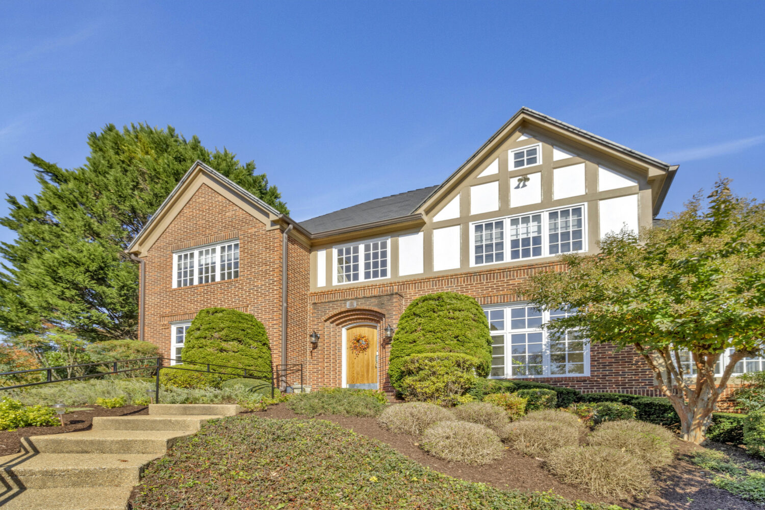 Style and Sophistication in Colonial Village DC