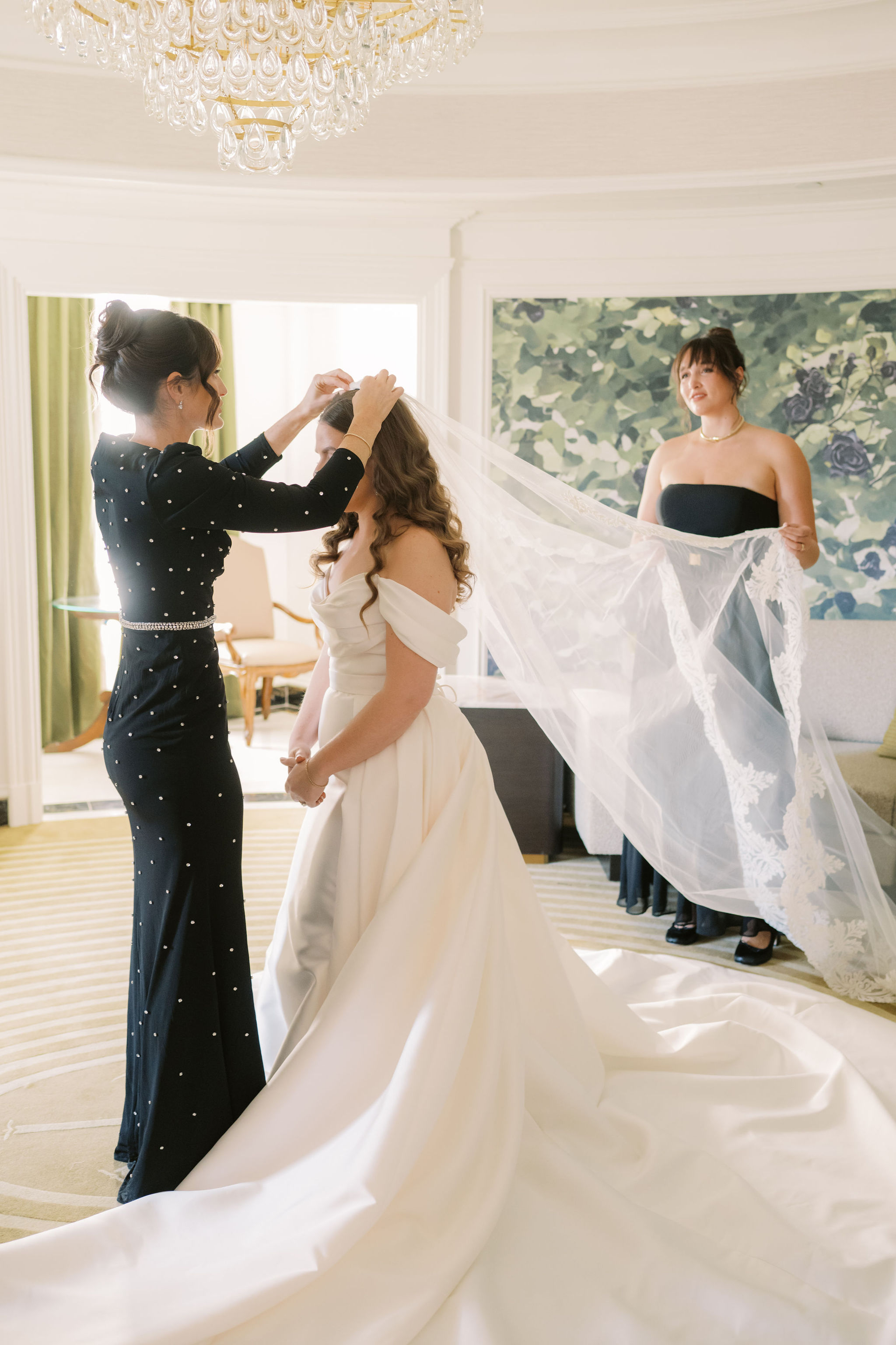 GettingReady_JMWedding_MaddyWilliamsPhotography-107 GettingReady_JMWedding_MaddyWilliamsPhotography-107